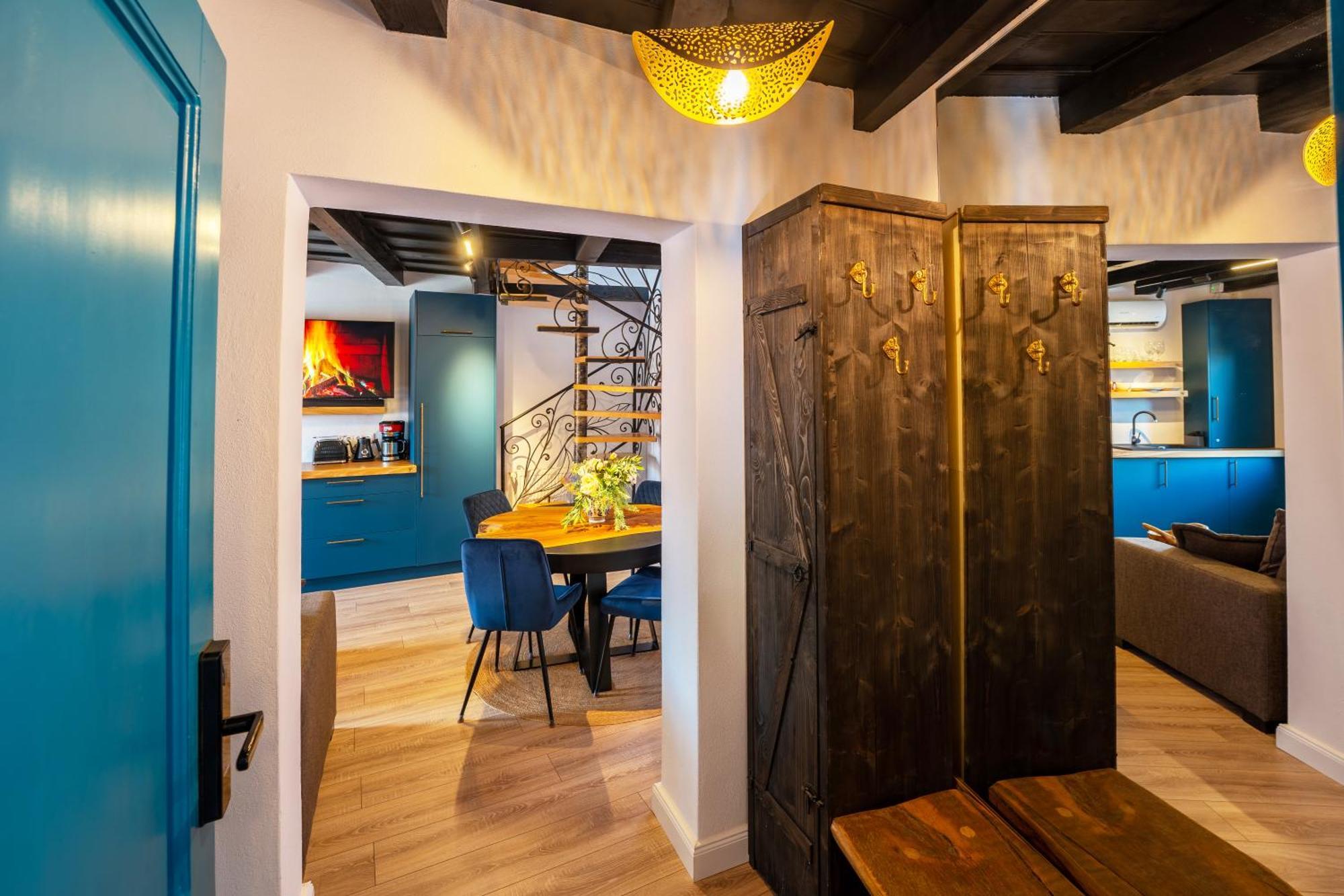 Casa Albastra By Casa Otto Apartment ซิวิโชอารา ภายนอก รูปภาพ